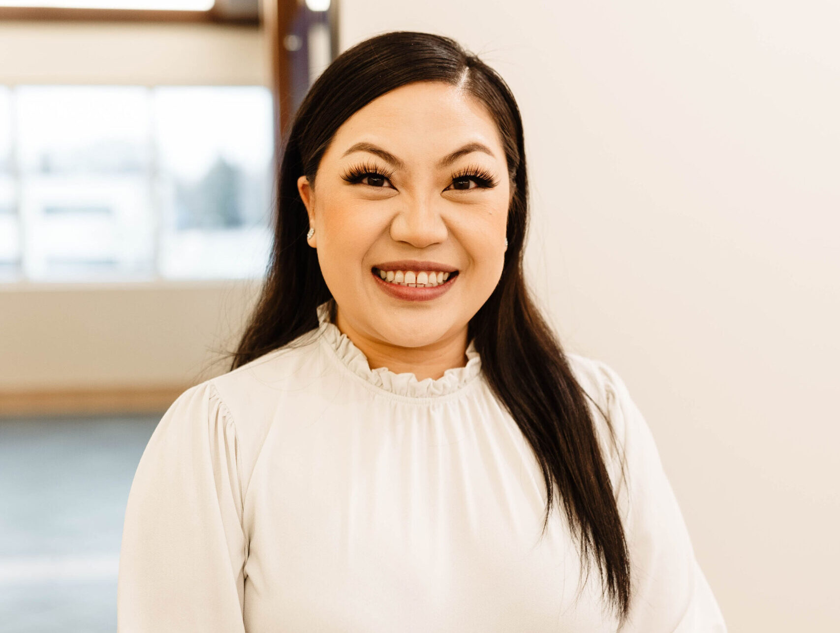 Paris Xiong Headshot